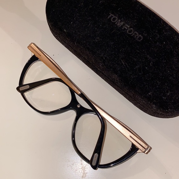 Tom Ford prescription Frame Neat condition. Currently with prescription lenses. - Picture 4 of 11
